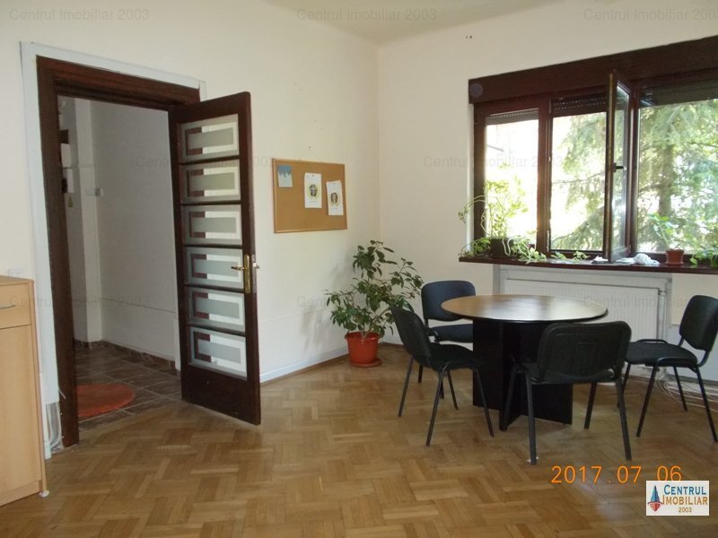 Cotroceni, parter in vila, 4 camere, pentru birouri