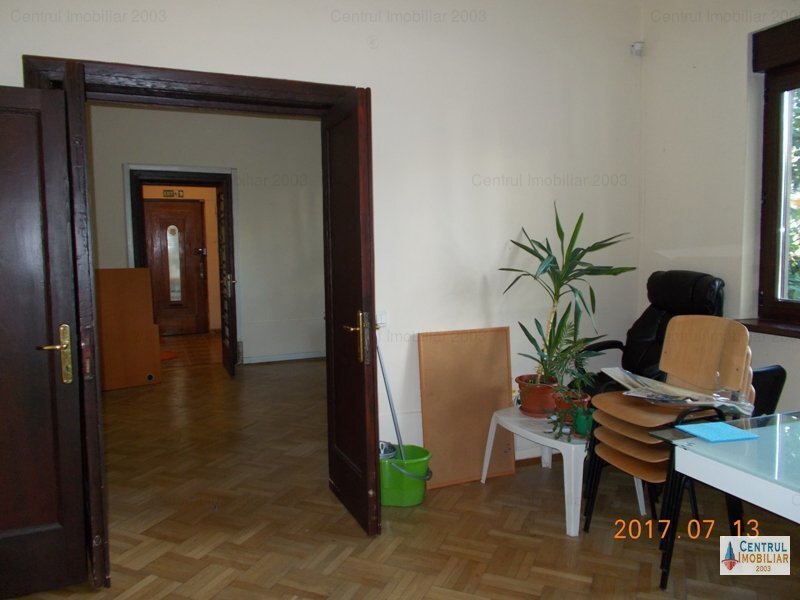 Cotroceni, parter in vila, 4 camere, pentru birouri